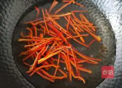 Illustration of how to make melon and red pepper 3