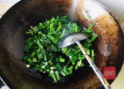 Illustration of how to make stir-fried cabbage 5