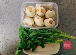 Illustration of how to make mushroom soup 1