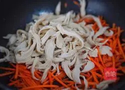 Illustration of spicy stir-fried gluten 6