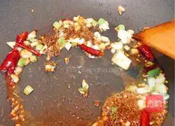 Illustration of how to cook cabbage with sauce 4