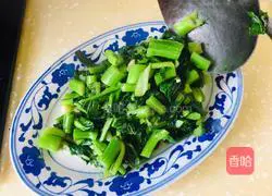 Illustration of how to make garlic cabbage 9