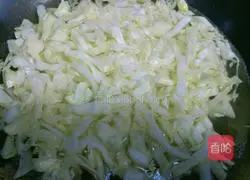 Illustration of how to make cold cabbage 3