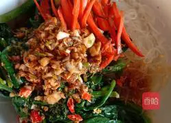 Illustration of how to make cold spinach 3