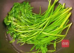 Illustration of how to make boiled chrysanthemum 3