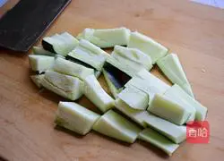 Illustration of how to make potato and eggplant with sauce 1