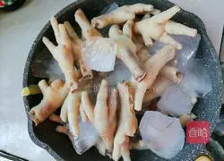 Lemon Pickled Pepper Phoenix Illustration of how to make claws 2