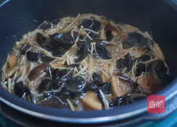  Stir-fried assorted vegetables Mushroom recipe illustration 10