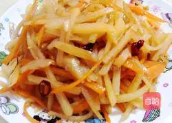 Illustration of how to make spicy and sour potato shreds 7