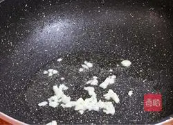 Illustration of how to stir-fry mushrooms with broccoli 5