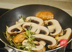 Recipe for roasting baby mushrooms with vanilla 5