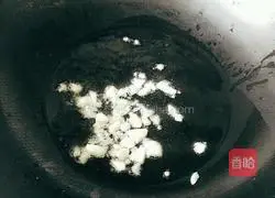 Illustration of how to make stir-fried red amaranth 4