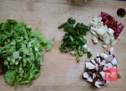 Illustration of how to make fried shredded bait 2