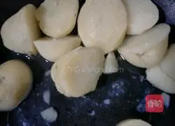 Illustration of how to make baked mashed potato pagoda 2