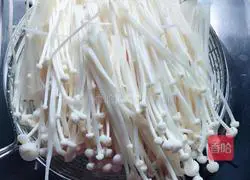 Illustration of how to make boiled enoki mushrooms 4