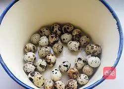 Illustration of how to make five-spice braised eggs 1