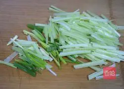 Illustration of how to make tofu skin vegetable rolls 3