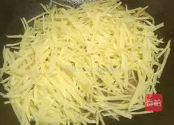 Illustration of how to make sauerkraut and shredded potatoes 8