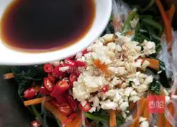 Spinach mix Illustration of what fans do 9