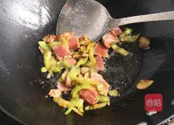 Illustration of how to cook bitter melon and tofu 6 