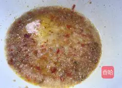 Illustration of how to make okra with minced pepper and garlic 8