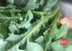 Illustration of how to make cold bitter sesame vegetables 2