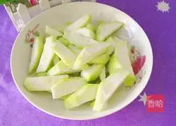 Fried onion and loofah Illustration of how to do it 3