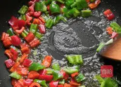 Colorful fragrant lotus root recipe illustration 7