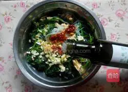 Illustration of how to make cold spinach vermicelli 6