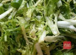 Illustration of how to make bitter chrysanthemum 3