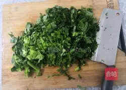 Illustration of how to make garlic lettuce leaves 3