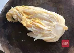 Pickle noodles - Northeast pickled cabbage fried rice noodles - spicy and sour super rice recipe illustration 2