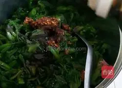 Cold Spicy Spinach Recipe Illustration 9