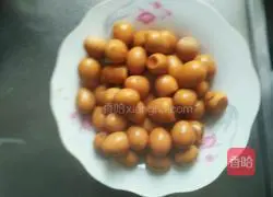 Illustration of how to make braised quail eggs 6