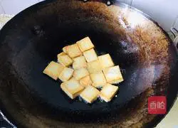 Illustration of how to make salt-fried tofu 4