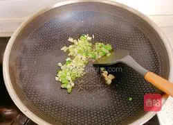 Illustration of how to cook zucchini with sauce 7