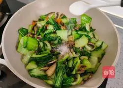 Illustration of how to make stir-fried vegetables with mushrooms 9