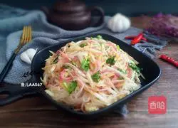 Illustration of how to mix cabbage with vermicelli 14