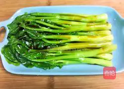 Cantonese-style illustration of boiled kale 9