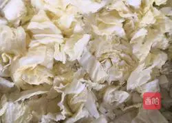 Illustration of how to make cold cabbage hearts 1