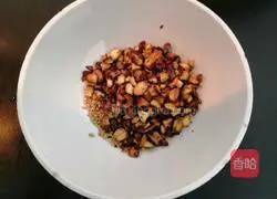 Illustration of making homemade pea jelly 14