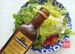 Illustration of how to make lettuce with olive oil 7