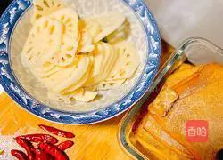 Illustration of how to make stir-fried lotus root tofu 1