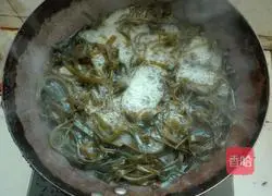 Illustration of how to make spicy cold kelp 6