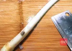 Illustration of how to make stir-fried lotus root 4