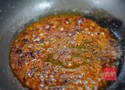 Illustration of spicy stir-fried gluten 4