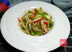 Illustration of how to make shredded king oyster mushrooms 10