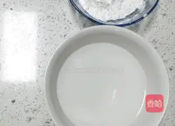 Illustration of how to make spicy and sour fish noodles 1