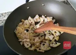 Illustration of how to make sweet and sour lotus root slices 2