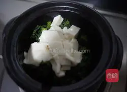 How to make lettuce leaves and tofu in a pot Illustration 4